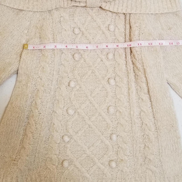 ON HOLD. Penderie Liz Lisa pom pom off the shoulder sweater - Picture 5 of 5